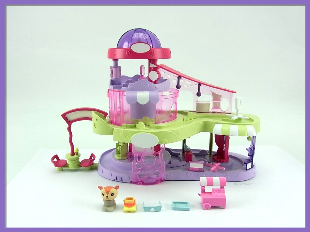 Mini Worlds & Maker Toys, Mini pet mall playset, image 4